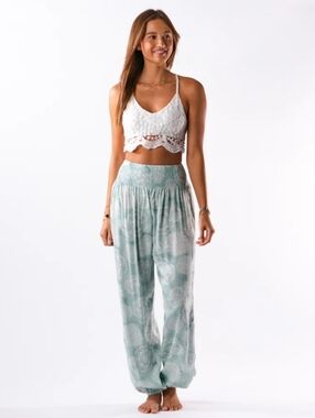 Smocked High-Waist Mint Paisley Joggers for Women